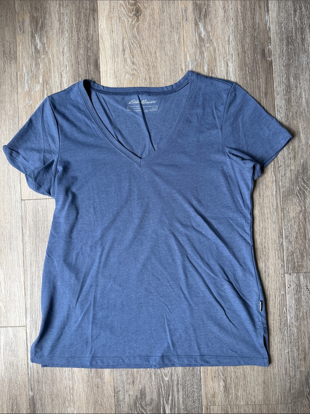 Eddie Bauer Cotton Vneck